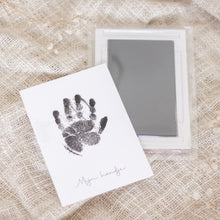 Afbeelding in Gallery-weergave laden, Stamp Your Feet - No Mess Ink Pad Kit  - Voor baby hand- en voetafdruk