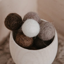 Afbeelding in Gallery-weergave laden, Pompoms - Wolvilt - Sensorisch spelen